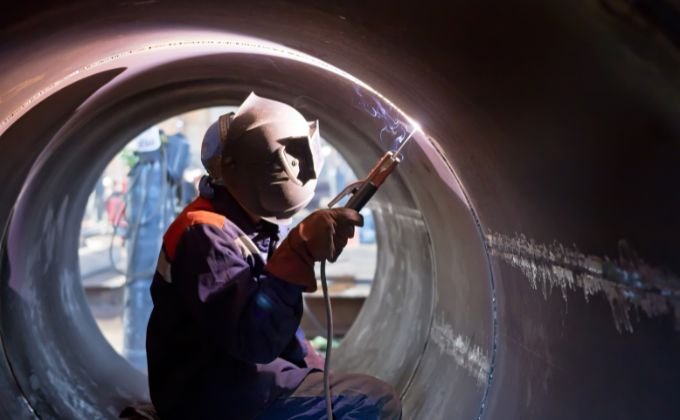 Welding Gloves by Kamelo: Built with Integrity from the Ground Up Welding Gloves by Kamelo: Built with Integrity from the Ground Up